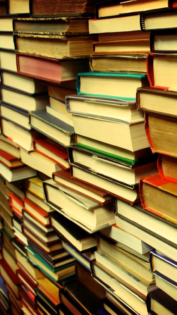 How to Write a Novel in 30 Days - HobbyLark