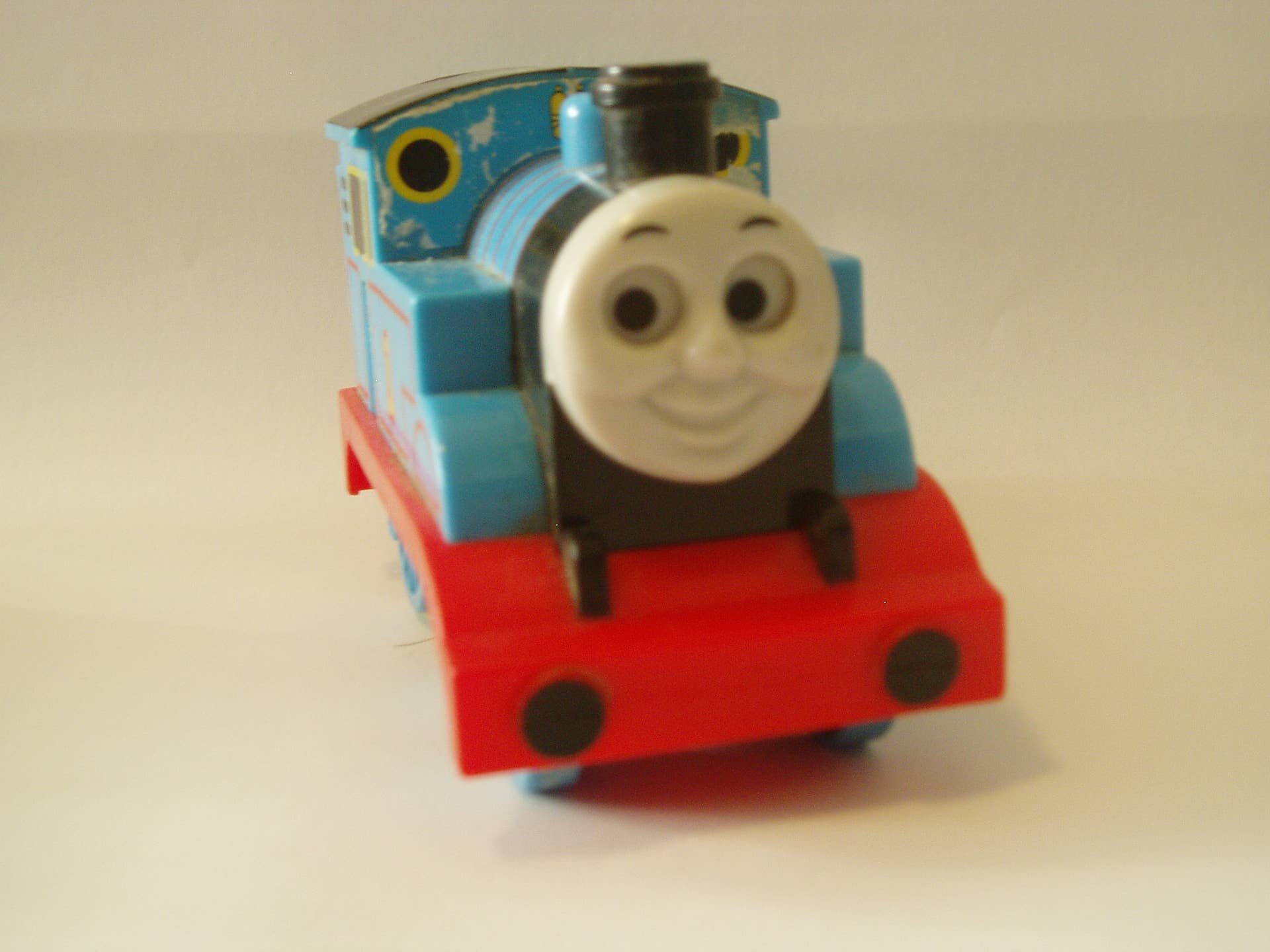 Thomas The Tank Engine Take And Play Die-Cast Train – Pre-Owned In Good Condition
